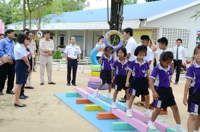 04-(1).jpg